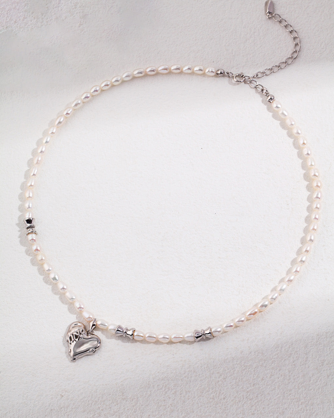 Eternal Heart Pendant Pearl Necklace