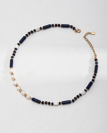 Pearl Choker Necklace with Lapis Lazuli Accent