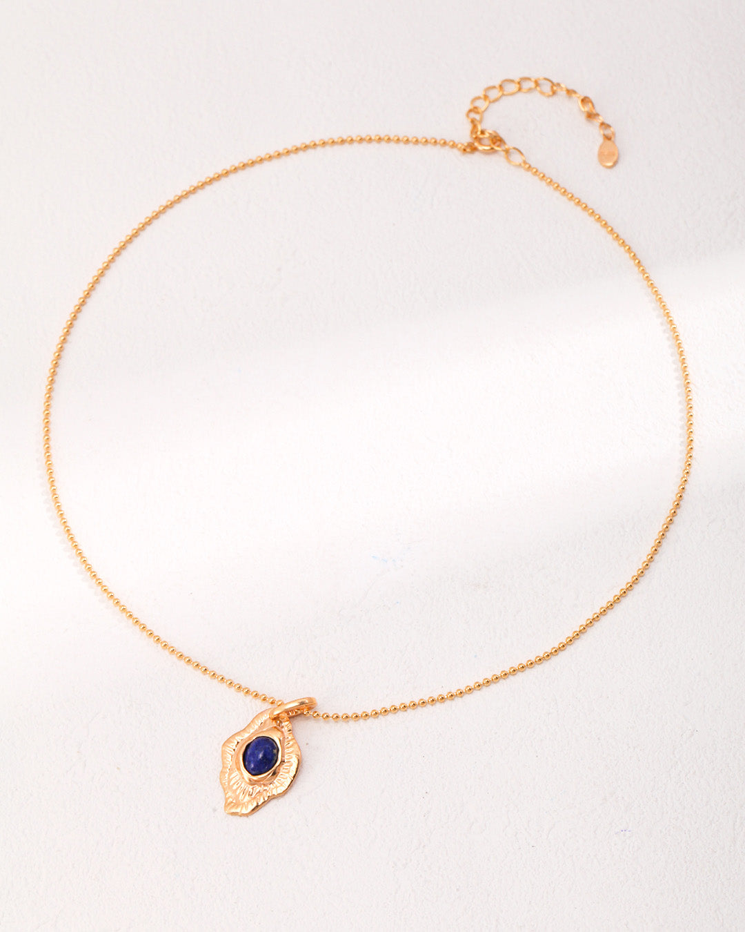 Gold Pendant Necklace in Lapis Lazuli