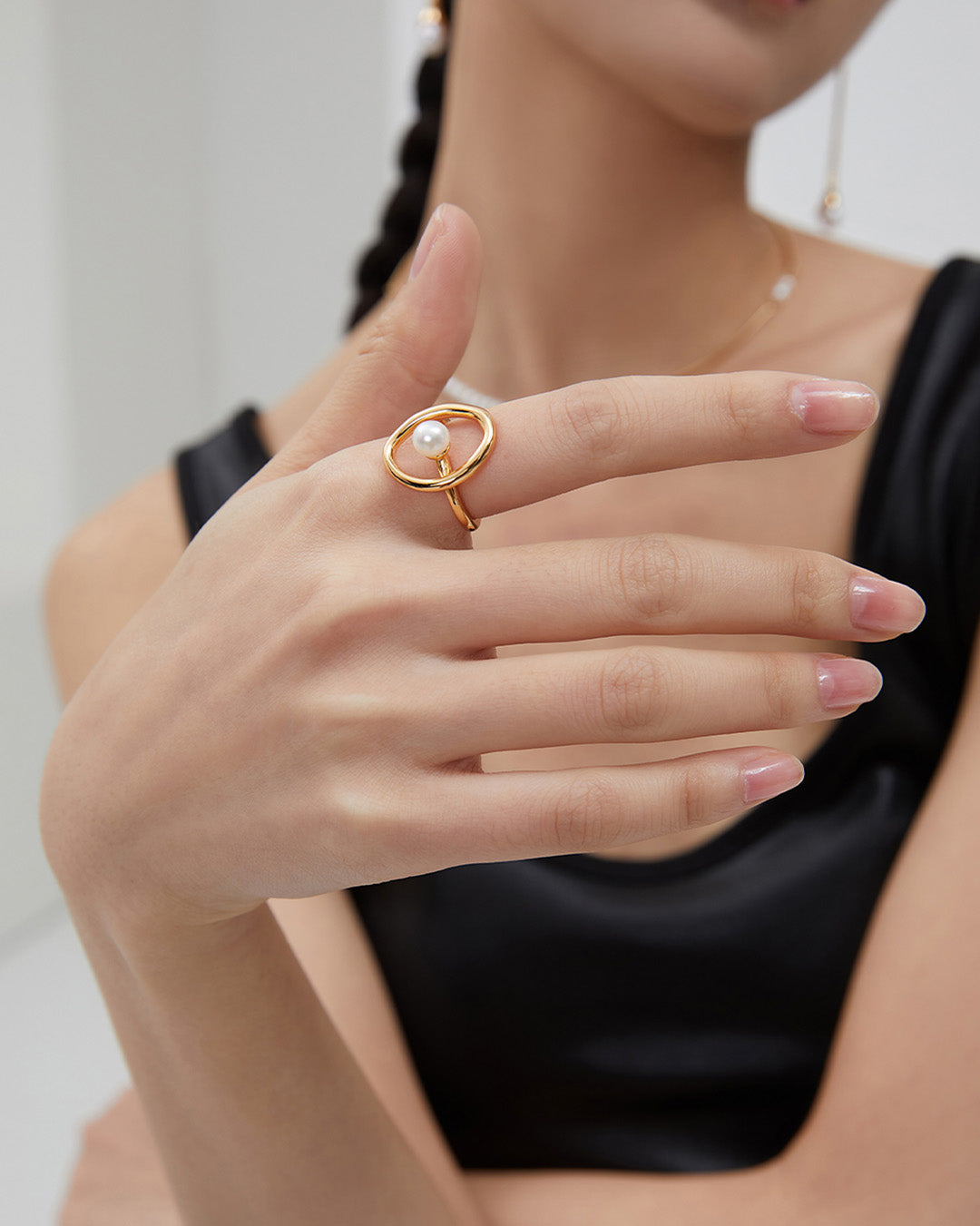 Oval Loop Statement Pearl Ring