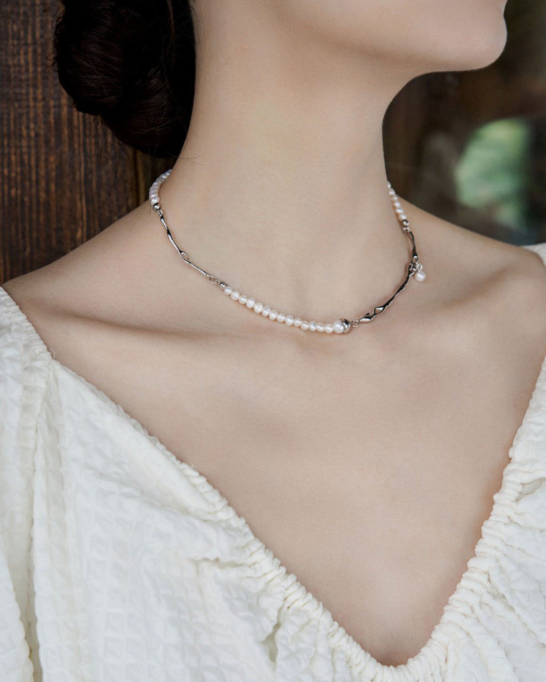 Pearl Necklace in Silver