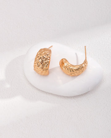 Minimalist Huggie Earrings in 18K Gold