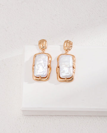 Pearl Dop Earrings in Gold