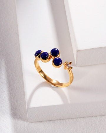 Gold Band Ring in Lapis Lazuli