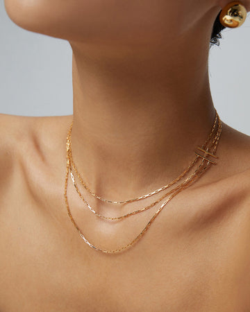 Three Layered Dainty Necklace in Gold