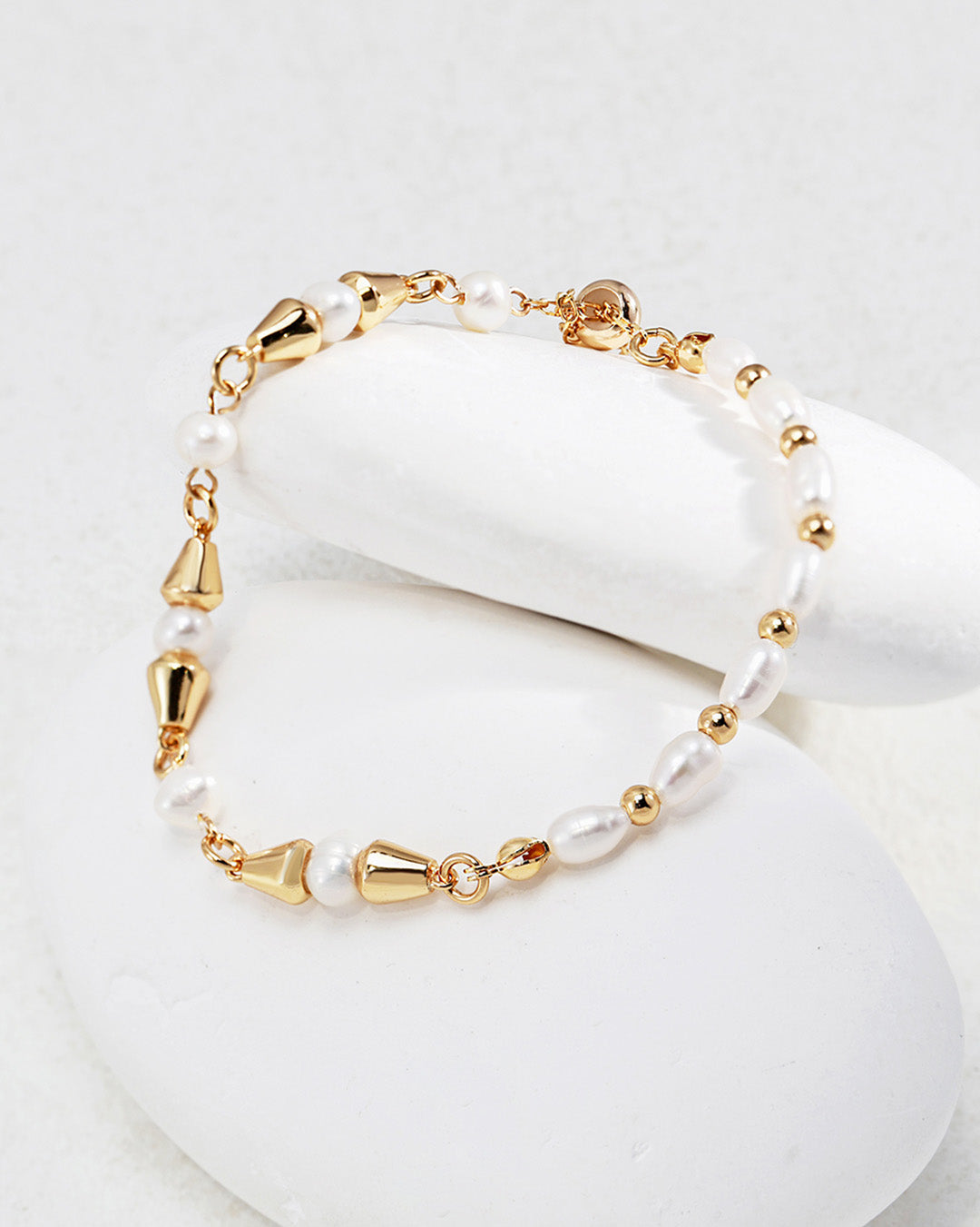 Pearl Slider Bracelet in 18K Gold Vermeil